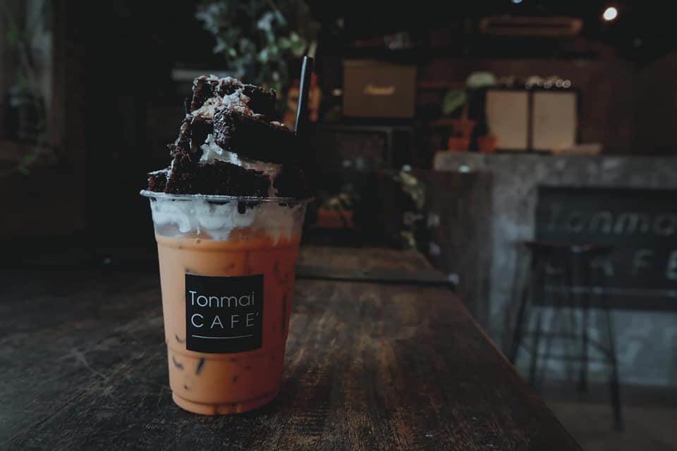 ต้นไม้คาเฟ่ (Tonmai cafe') ชาไทยที่ขึ้นชื่อ
